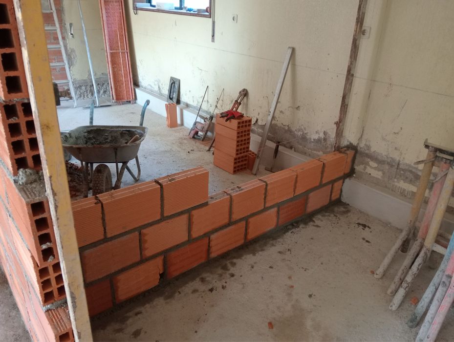 Serviços de trolha  remodelaçoes e construção