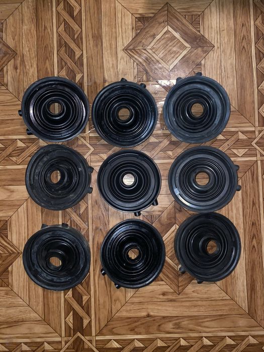 Резинова заглушка пильник кришка фари в фару на Авео