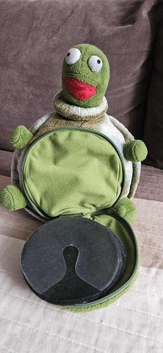 Pojemnik na płyty CD/DVD.
