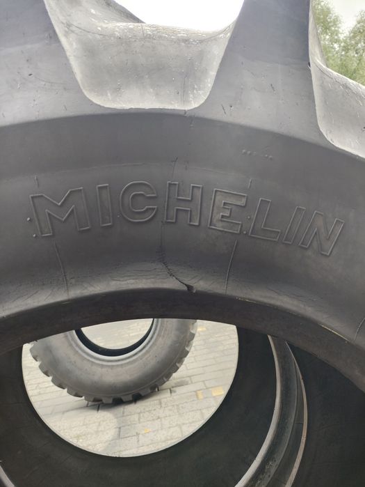Para opon 14.9R24 126A8 Michelin Bib X
