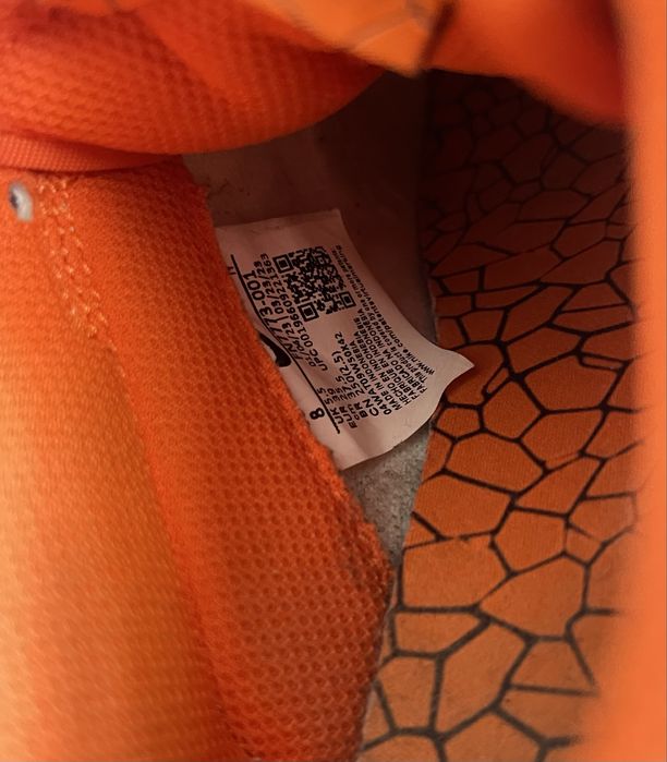 Nike dunk low light bone/ safety orange size 39