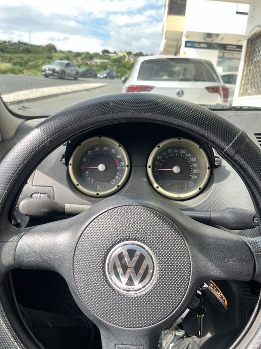 Fiat Polo 2000 1.0 – Econômico e Completo, Ideal para a Cidade e para ir para o trabalho !