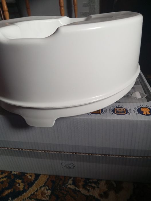 Тоалетне сидіння високе післяопераційне