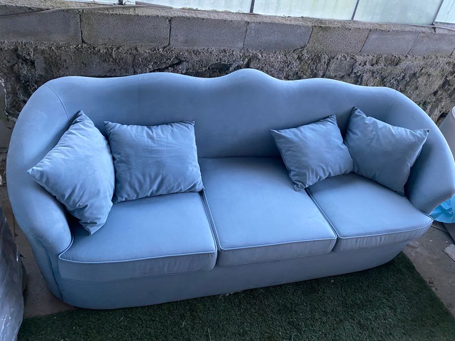 Sofá desing azul