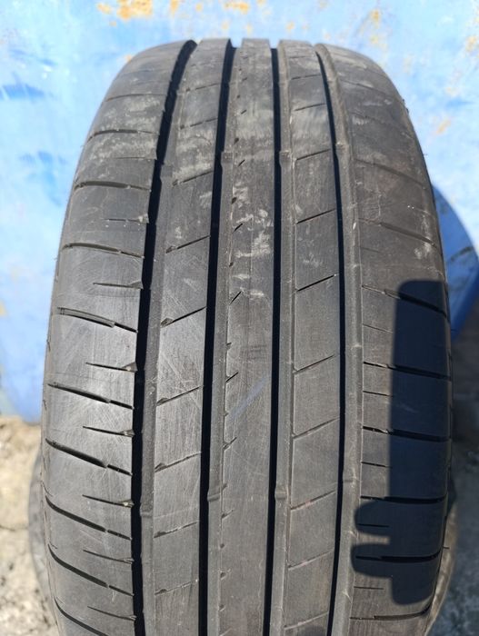 Бриджстоун 215/55/18 літо