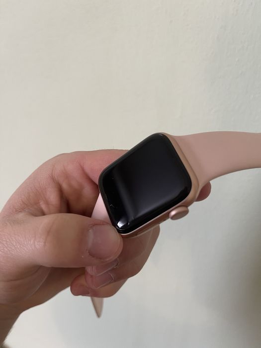 Apple Watch SE 40 mm