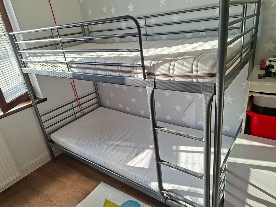 Łóżko piętrowe Ikea