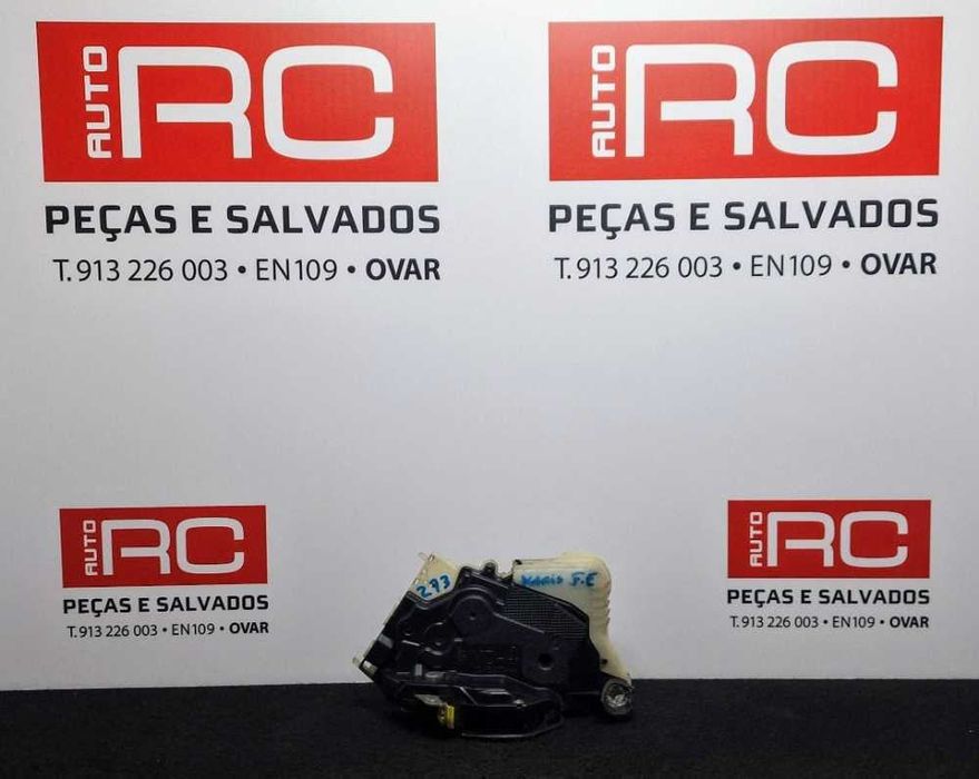 Fechadura / Fecho Porta Frente Esquerdo - TOYOTA YARIS