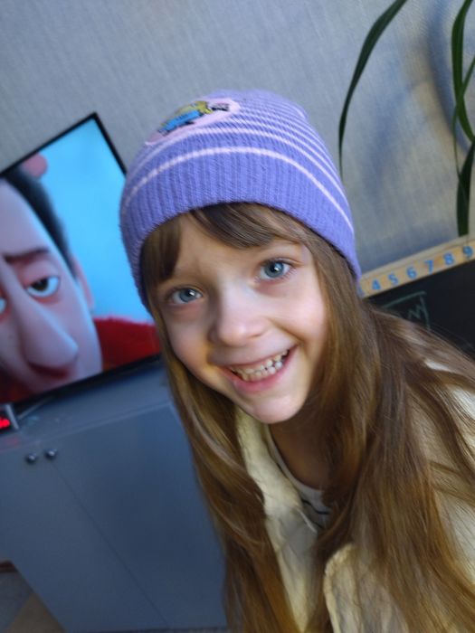 Одяг  для дівчинки 3-4  років (куртка,джинси,взуття ,комбез,шапка)