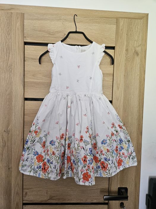 Dziewczęca sukienka John Lewis.  Rozmiar 116