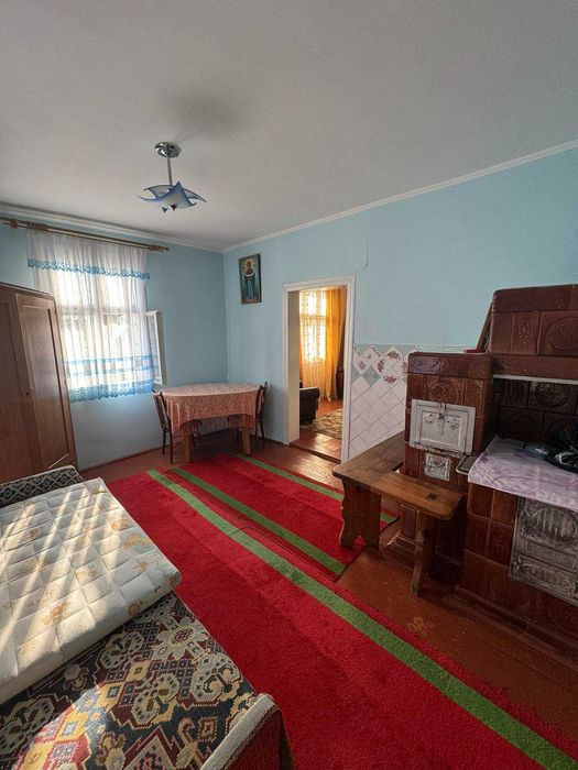 будинок та земельна ділянка 15 сот. смт. Магерів