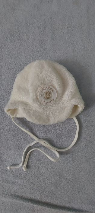 Czapeczka zimowa chrzciny 56