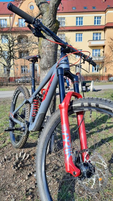 Cube Stereo 170 TM, grey'n'red / 180 skoku przód, 170 tył / Rozmiar 18