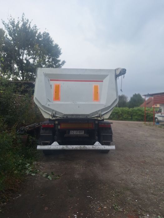 Naczepa stalowa schwarzmuller 26m3