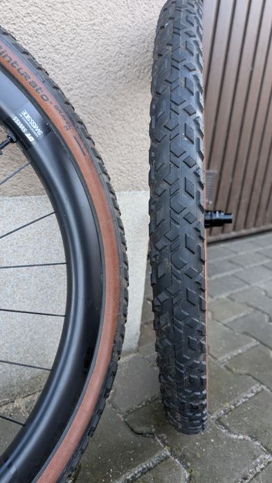 Koła DT Swiss GRC 1400 Spline 42 27,5", 650b + opony Pirelli
