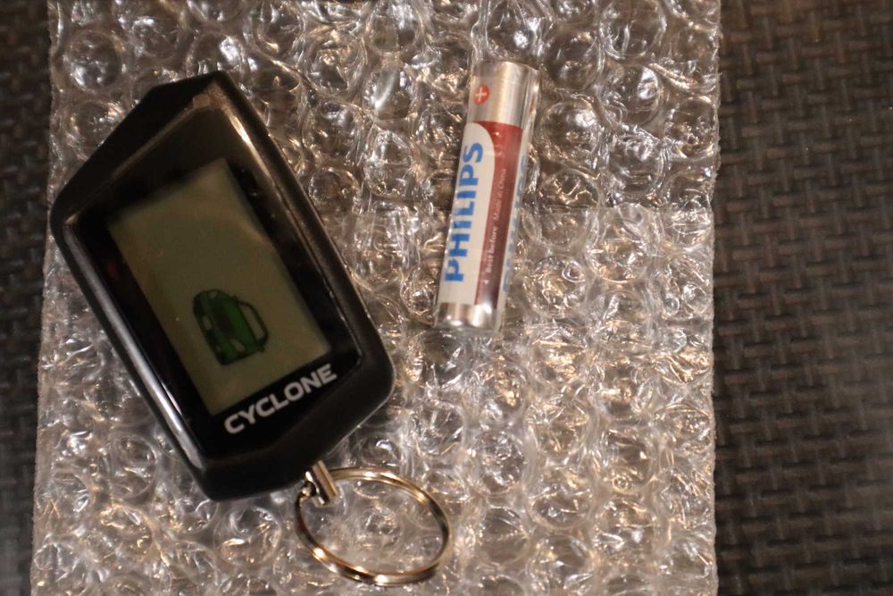 Двосторонні LCDпульти CECLONE, NEXTONE, TOMAHAWK, RS, CONVOY+батарейка