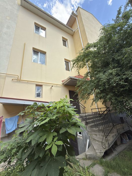 Продаж великої 3 кімнатної квартир. Вул Грюнвальдська