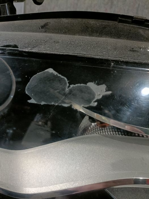 Lampa przód prawa audi a4 B8 przed liftem sprawna