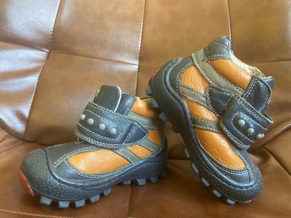 Шкіряні черевички для хлопчика
