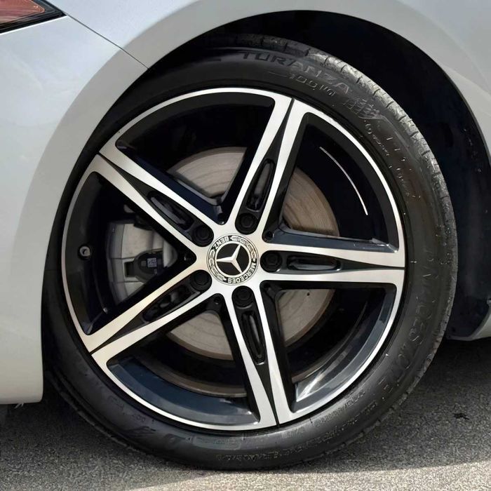 Mercedes-Benz A-Class 220      2021