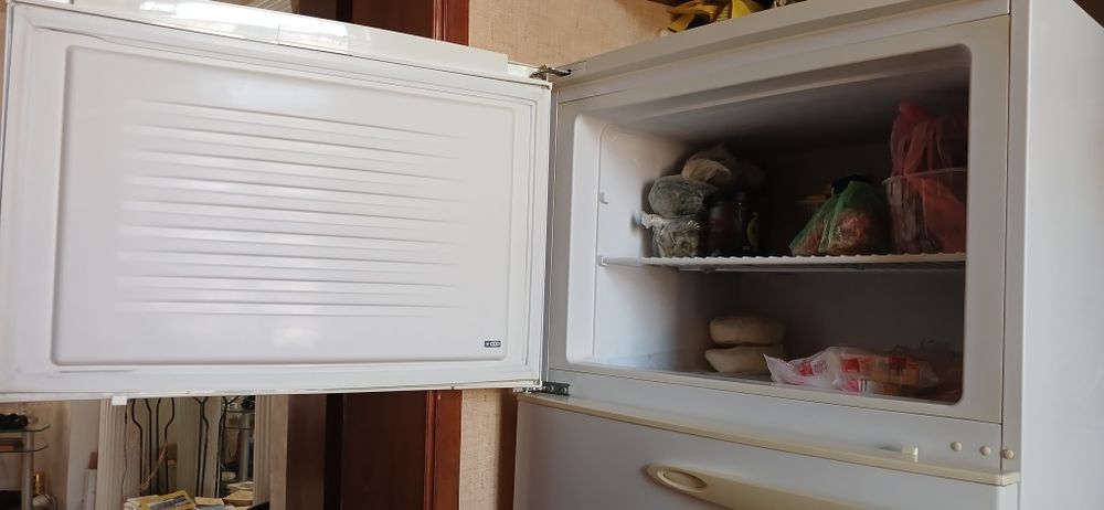Рабочий  б.у  холодильник  ВЕКО RDP  6900  RCA