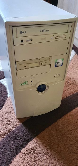 Stary zabytkowy retro komputer AT 486DX4 100mhz/16mb RAM/1.6GB/S3/CD