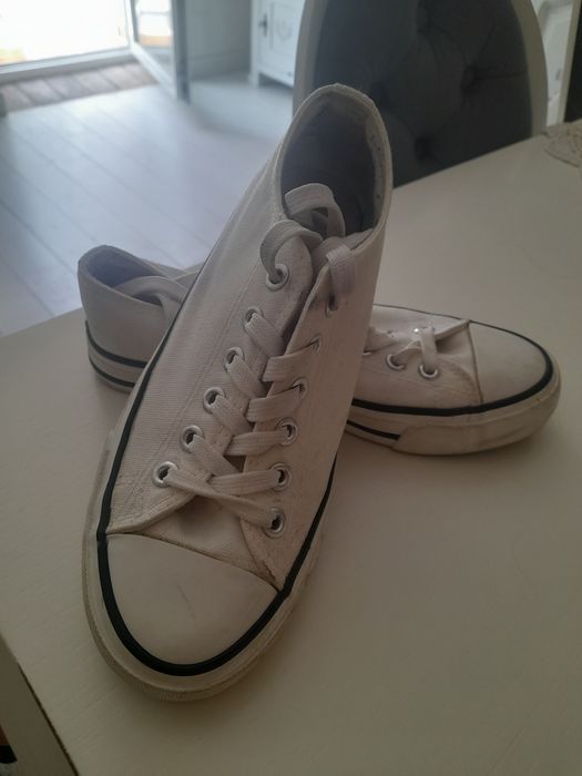 Trampki, tenisówki a la convers