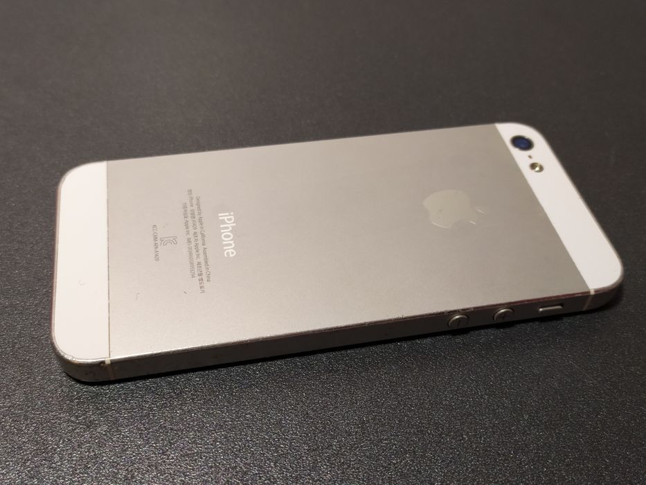 Apple Iphone 5s  на запчасти