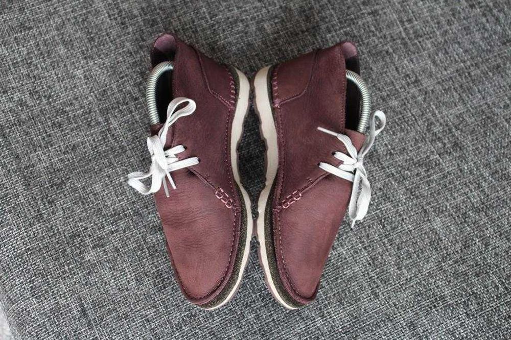 Низькі напів ботинки Clarks Оригінал Нат нубук 38.5р