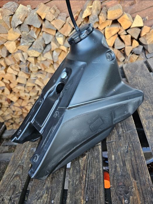 Паливний Бак KTM Husqvarna 125-630cc 00-23р