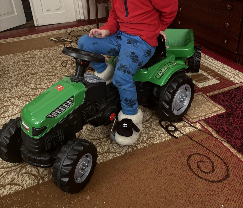 Трактор дитячий з причепом на педалях ( 3-6р)