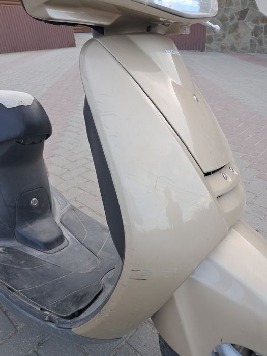 Скутер Honda lead af48