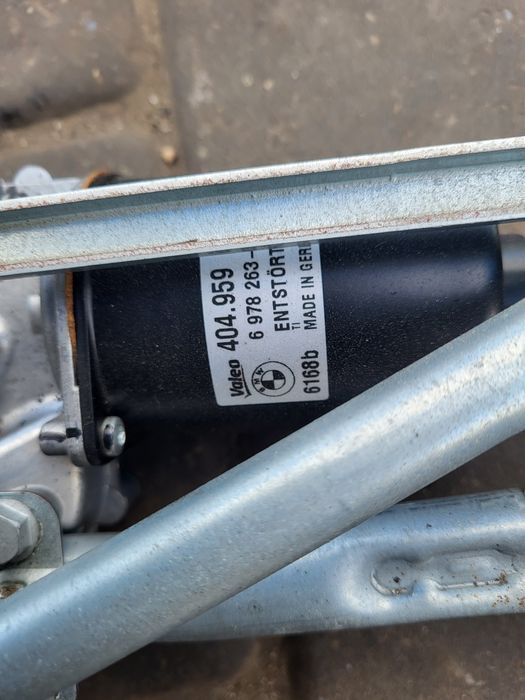 Mechanizm wycieraczek bmw e90 07r