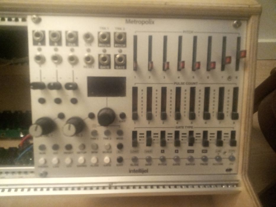 Metropolix Intellijel Designs Eurorack