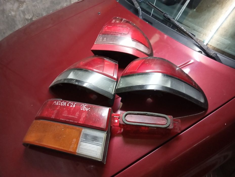 Задние фонари на мазду