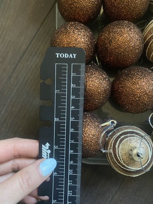 Елочные шары в одной тональности