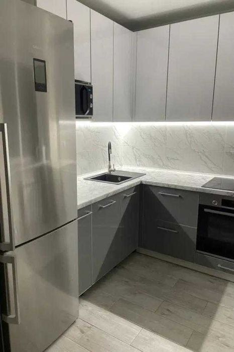 2 кімнатна квартира район Одеської.