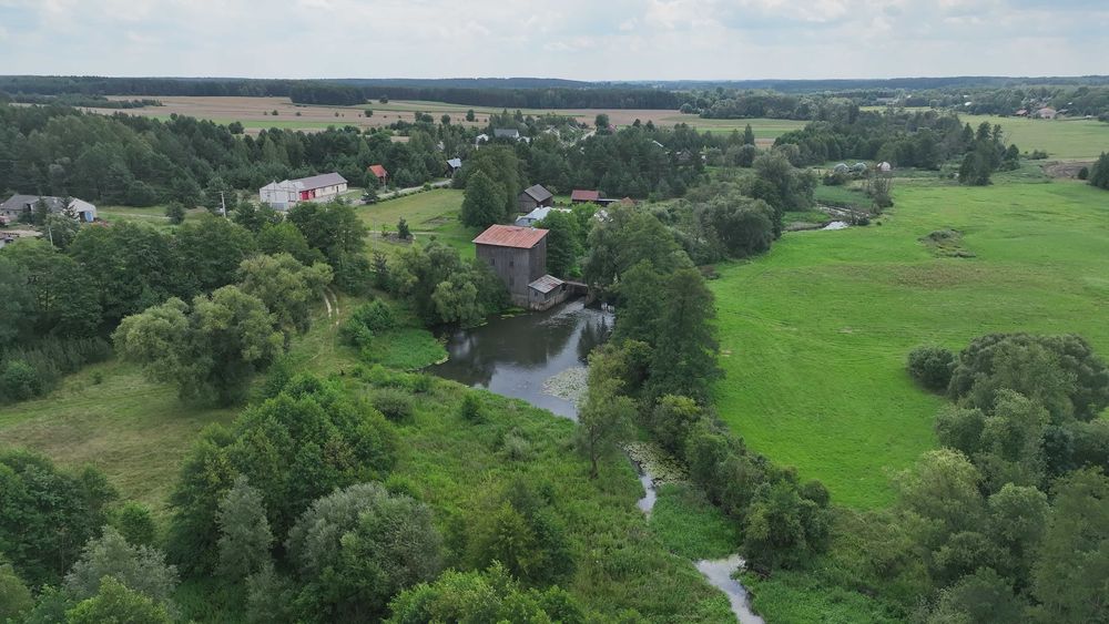 Działka budowlana 1248 m² – warunki zabudowy – 200 m do rzeki – 1h30 o
