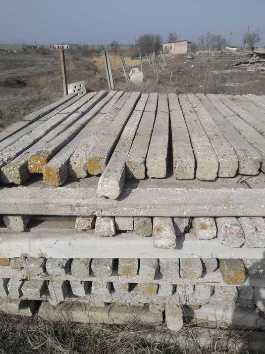 стовпчики для сітки, стовпи, столбики слупи колики для паркану