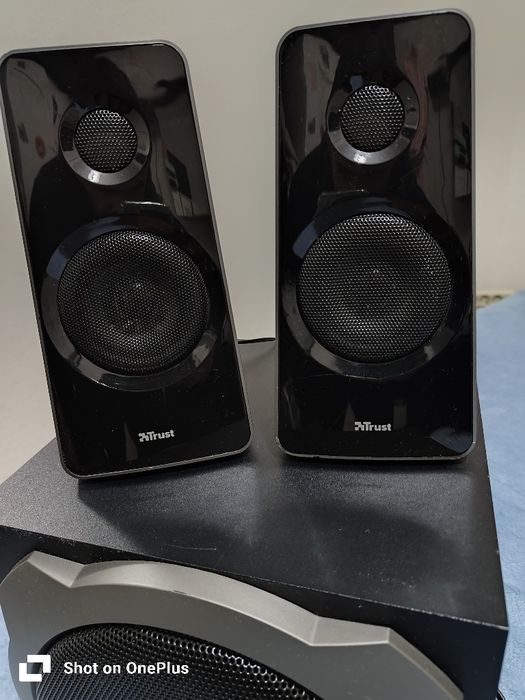 Colunas 2.1 TRUST Tytan (PC)