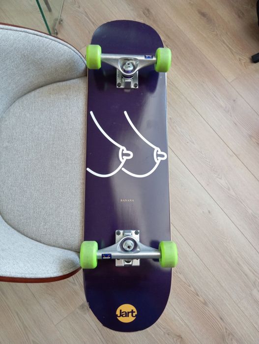 Skate deska JART com trucks Venture V-light