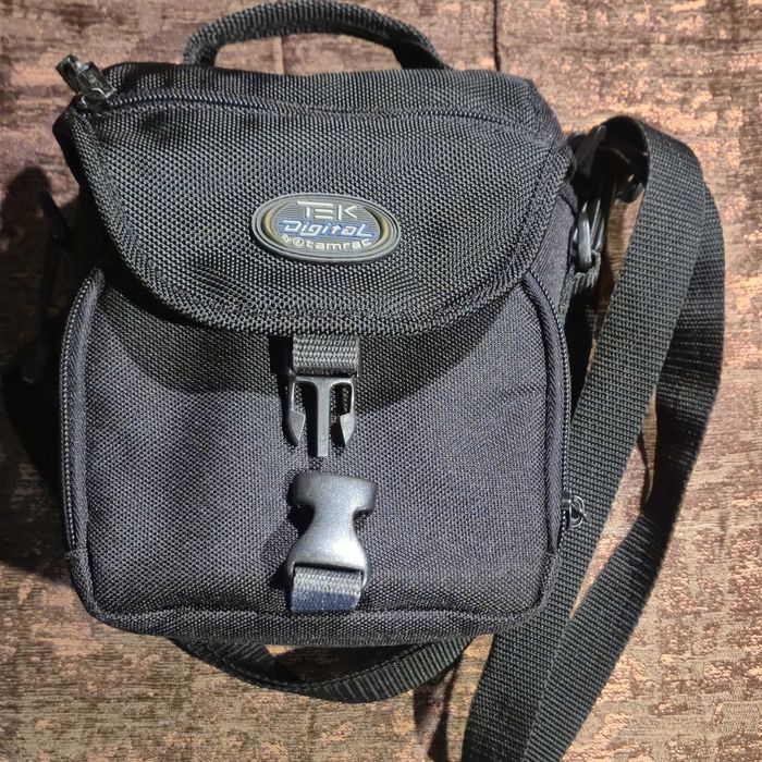 Konica Minolta Dimage A2