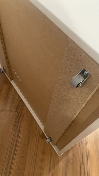 Vendo caixa de arrumacao p/cama (Vardö)