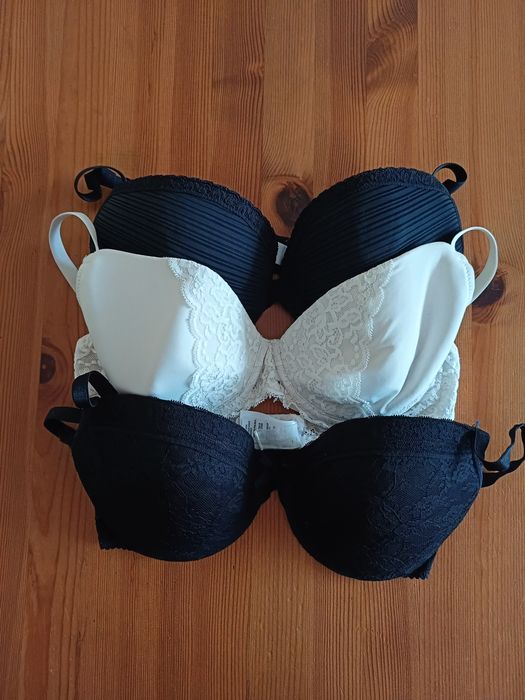 Zestaw trzech biustonoszy Cubus 75D