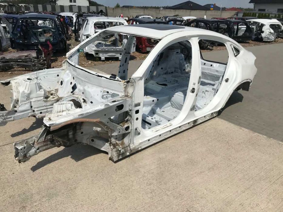 Четверть Mercedes GLC C253 W253 Coupe крило кузов разборка
