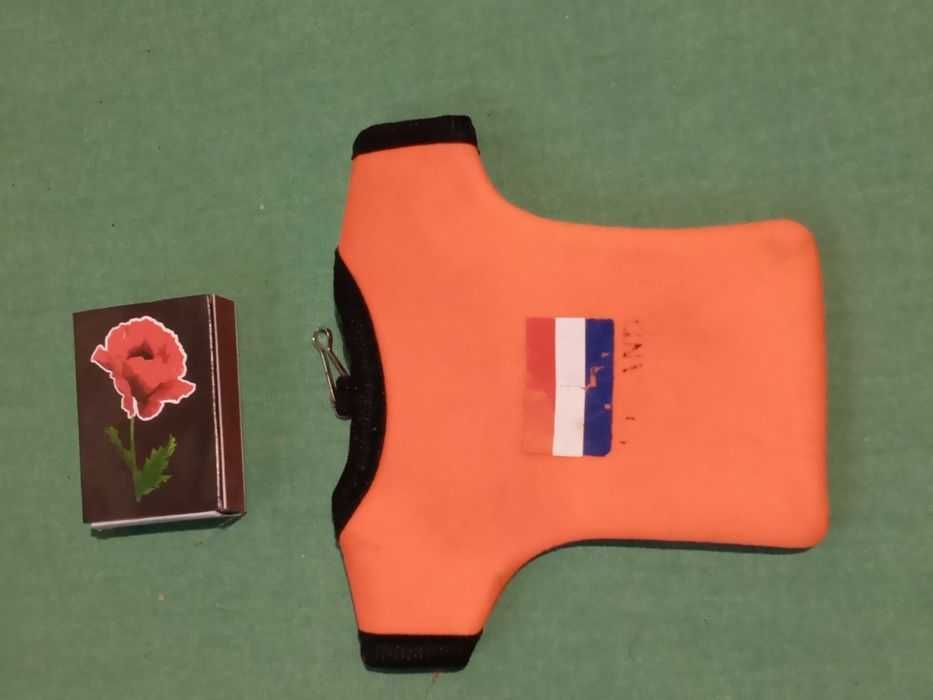 Брилок для телефона