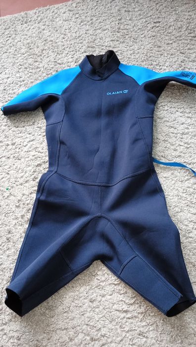 Pianka neoprenowa Decathlon 10 lat  133-142 cm