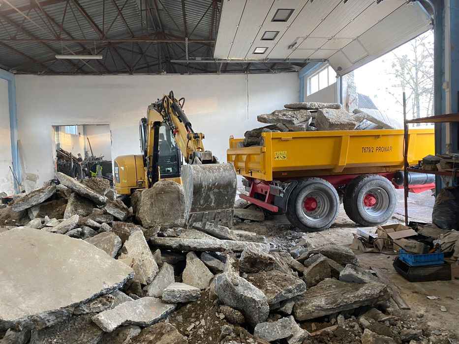 Wyburzenia budynków/ Wykopy/ Wywóz gruzu