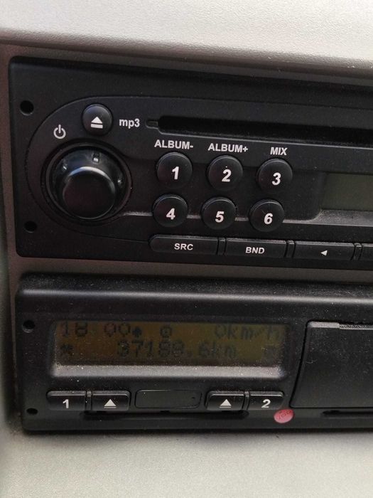 Renault Trafic 9 Lugares – 2010 | Excelente Estado