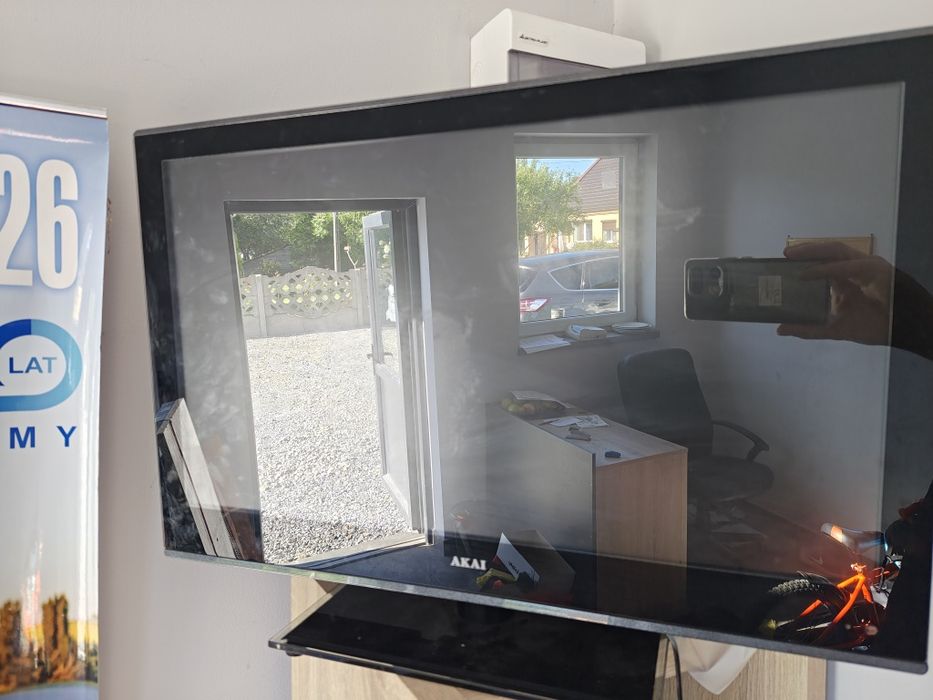 Tv 42 cale finlux+ Akai 18